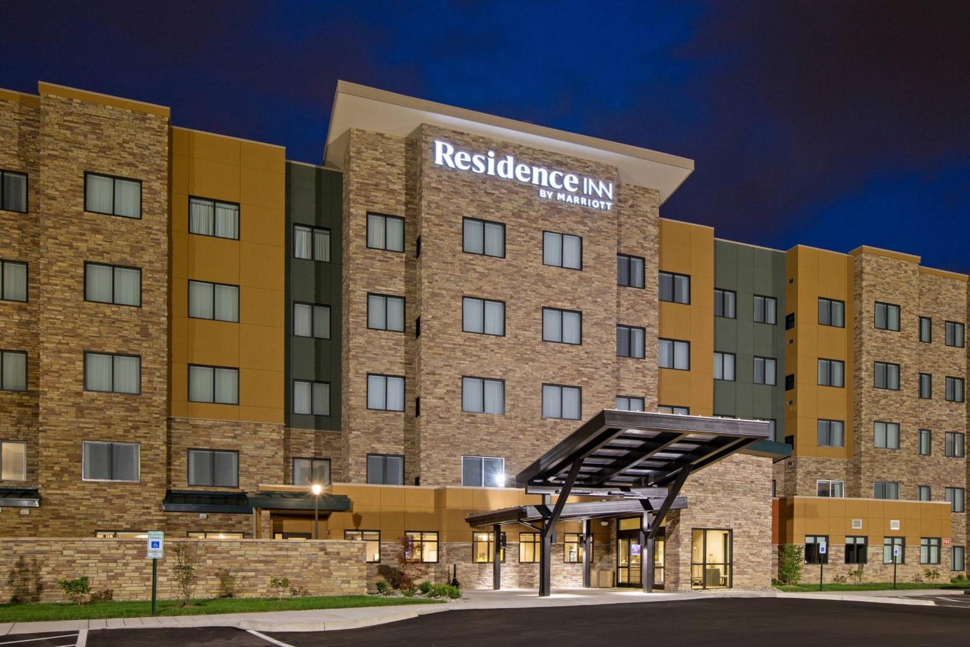 Residence Inn By Marriott Louisville East/Oxmoor Экстерьер фото